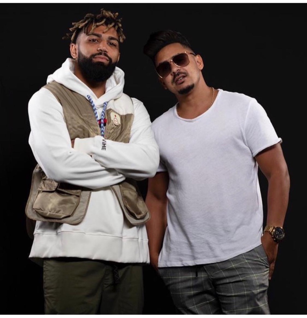 Don Marlus com artista da música